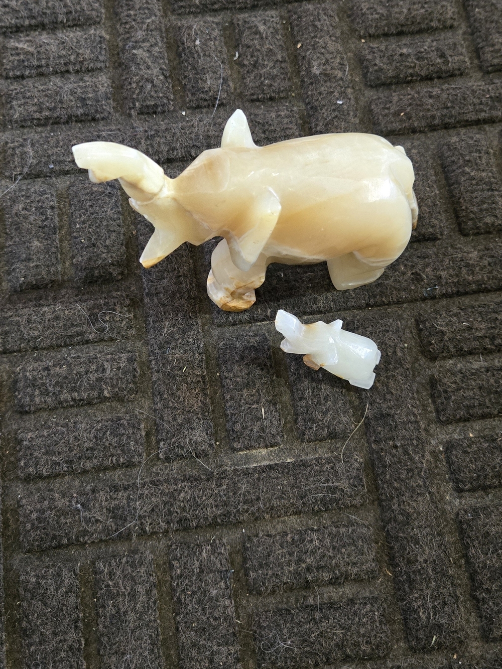 Decorative Small Pet Elephant Figurines - Cream Stone Finish